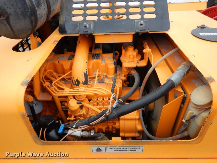 image for item DE6002 2008 LeeBoy 8515 paver