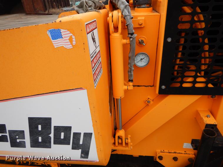 image for item DE6002 2008 LeeBoy 8515 paver