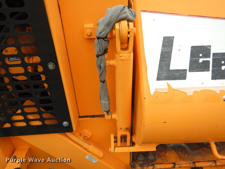 image for item DE6002 2008 LeeBoy 8515 paver