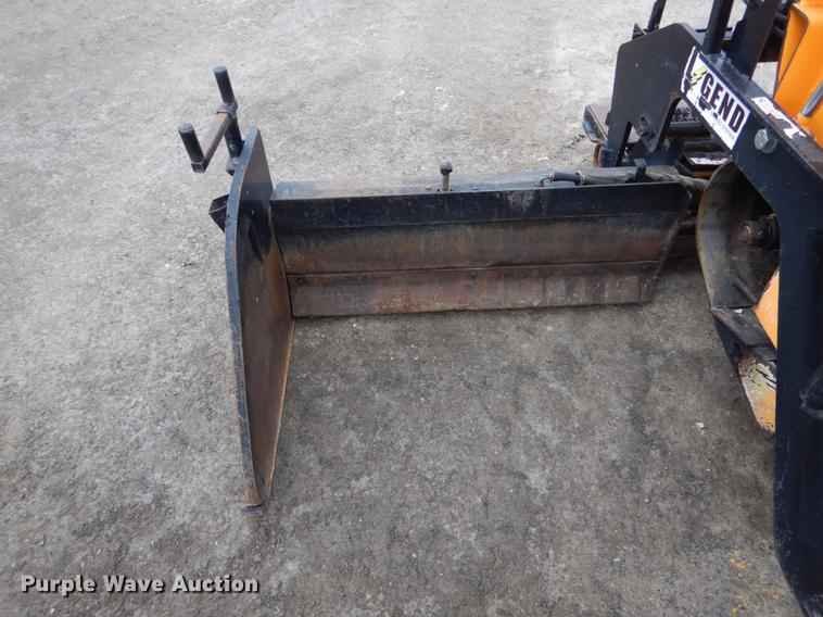 image for item DE6002 2008 LeeBoy 8515 paver