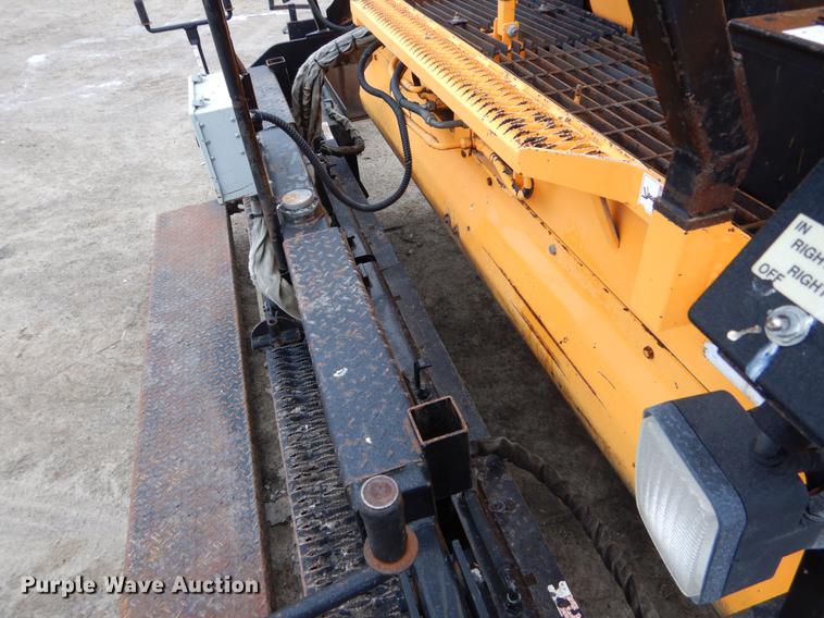 image for item DE6002 2008 LeeBoy 8515 paver