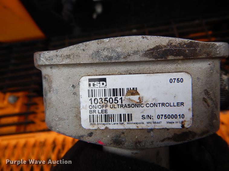 image for item DE6002 2008 LeeBoy 8515 paver