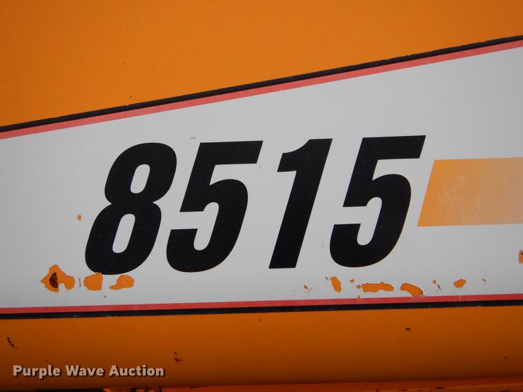 image for item DE6002 2008 LeeBoy 8515 paver