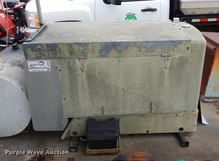 image for item DE6004 Onan generator