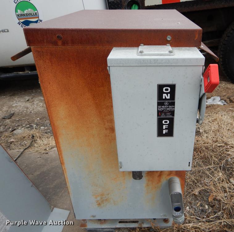 image for item DE6004 Onan generator