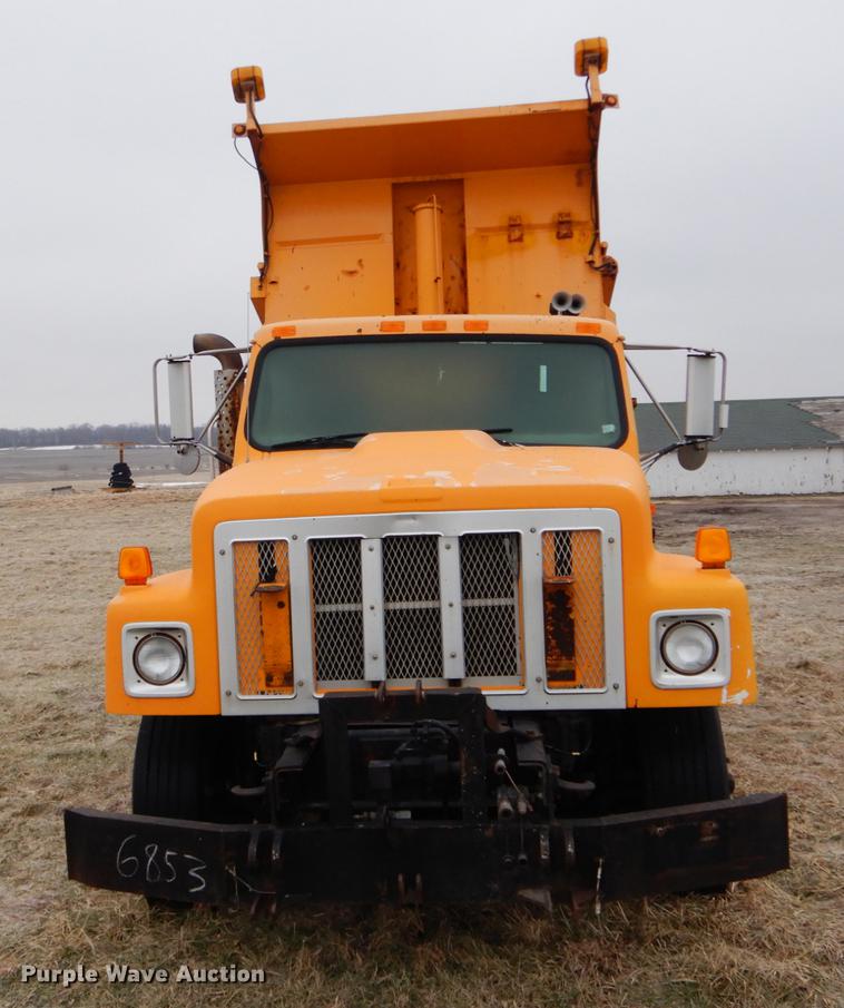 image for item DE6006 2002 International 2554 dump truck