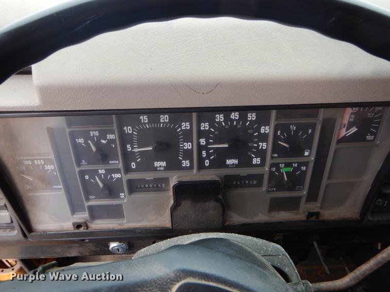 image for item DE6006 2002 International 2554 dump truck