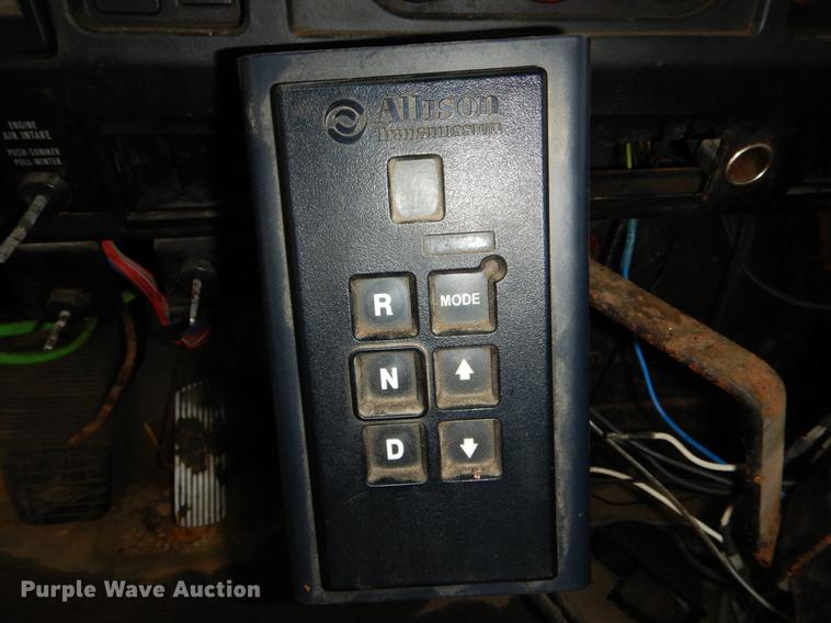 image for item DE6006 2002 International 2554 dump truck