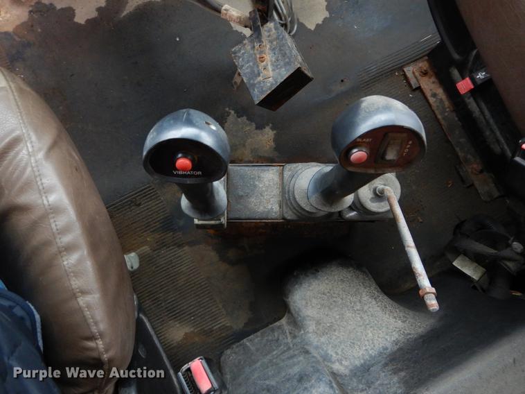 image for item DE6006 2002 International 2554 dump truck