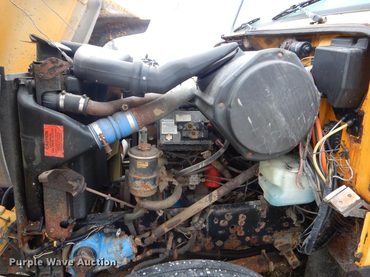 image for item DE6006 2002 International 2554 dump truck