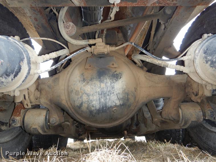 image for item DE6006 2002 International 2554 dump truck