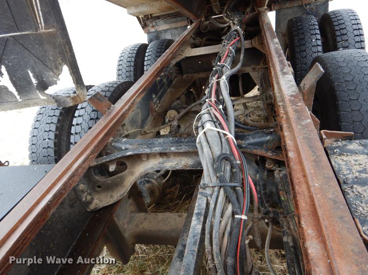 image for item DE6006 2002 International 2554 dump truck