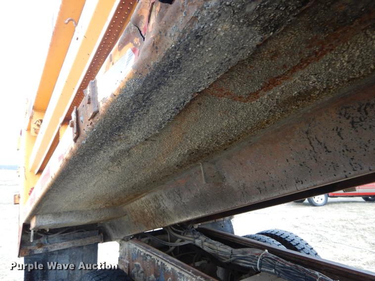 image for item DE6006 2002 International 2554 dump truck