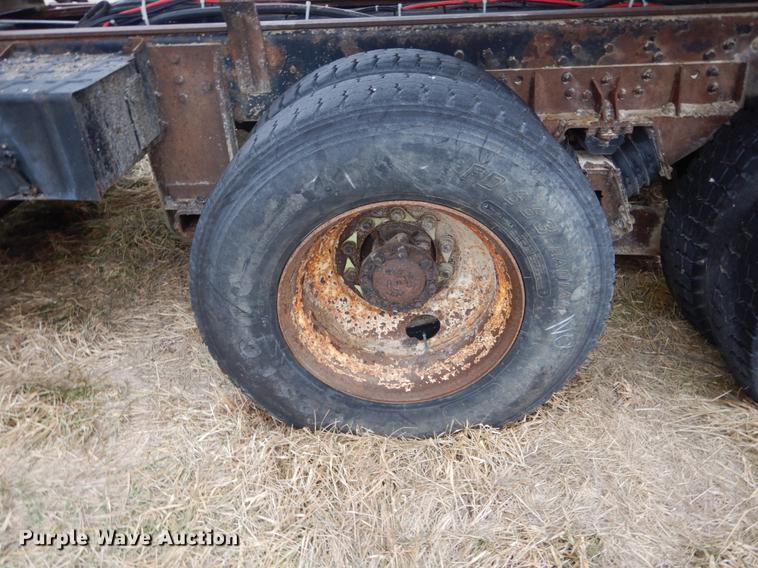 image for item DE6006 2002 International 2554 dump truck