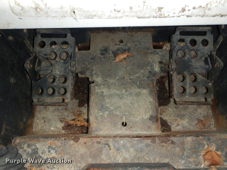 image for item DE6008 2005 Bobcat T190 skid steer