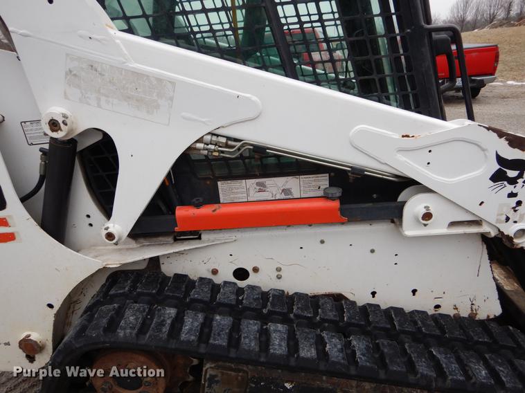 image for item DE6008 2005 Bobcat T190 skid steer