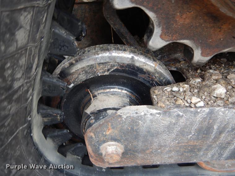 image for item DE6008 2005 Bobcat T190 skid steer