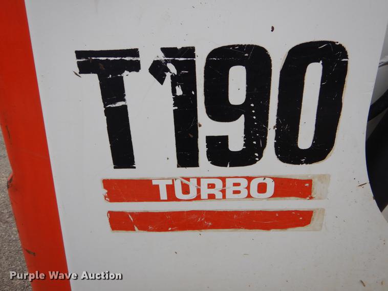 image for item DE6008 2005 Bobcat T190 skid steer