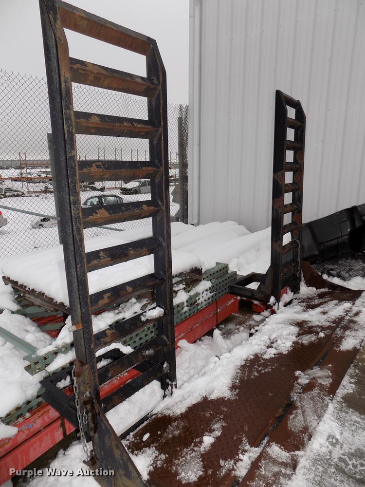 image for item DE7558 1999 Fastline utility trailer