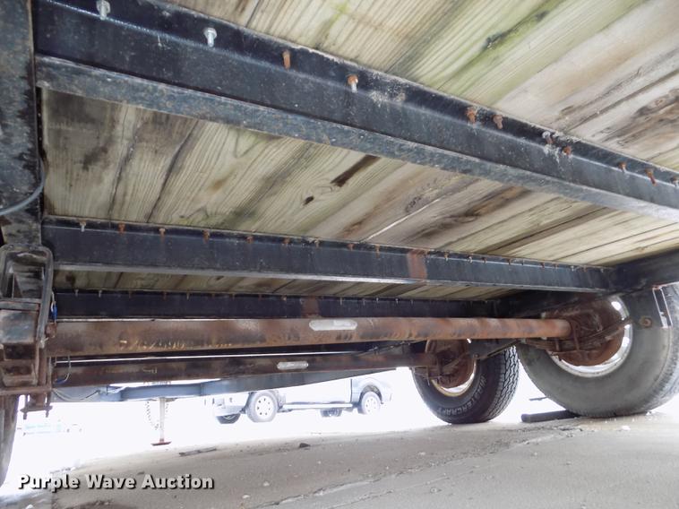 image for item DE7558 1999 Fastline utility trailer