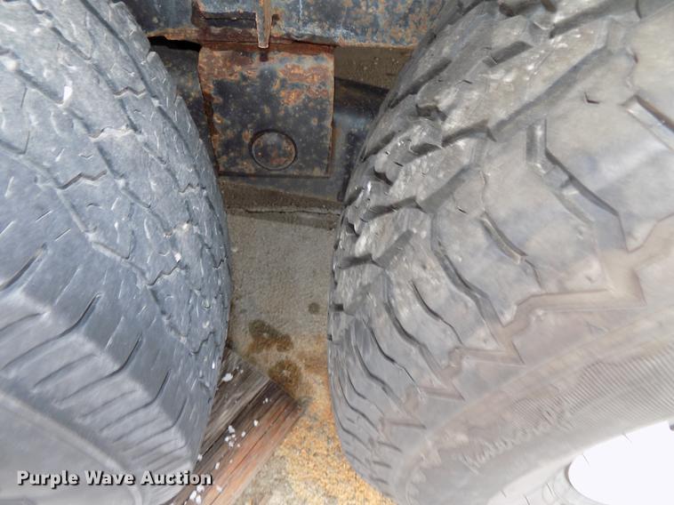 image for item DE7558 1999 Fastline utility trailer