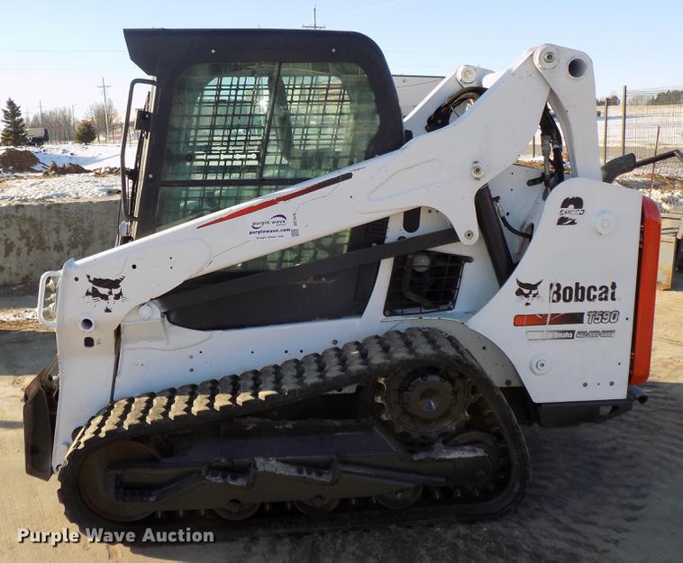 image for item DE7576 2016 Bobcat T590 skid steer