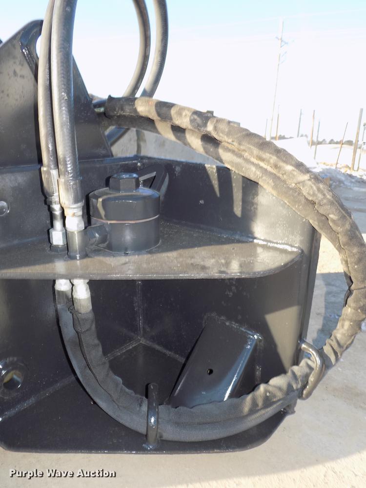 image for item DE7577 Bobcat 2500 breaker