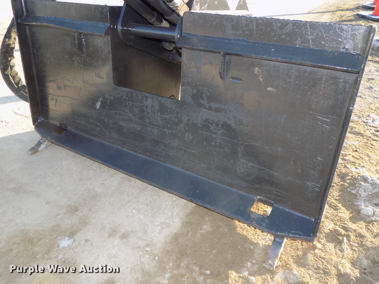 image for item DE7577 Bobcat 2500 breaker