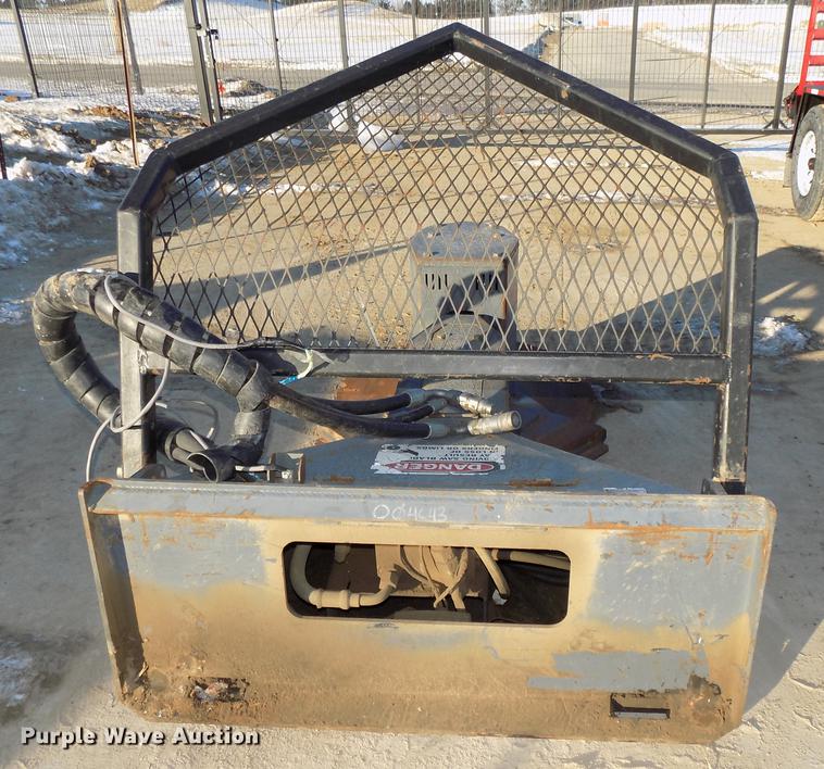 image for item DE7578 2014 Bobcat Landshark TTS12UN skid steer tree saw