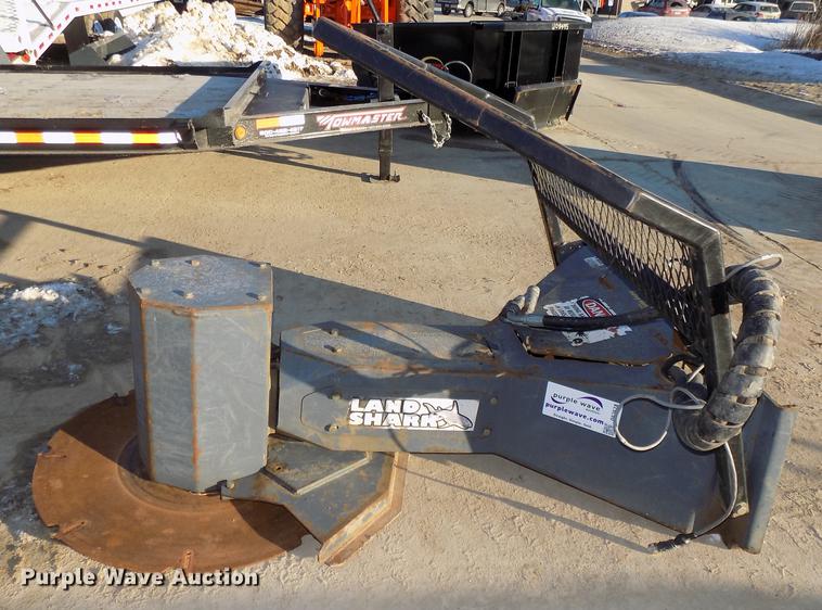 image for item DE7578 2014 Bobcat Landshark TTS12UN skid steer tree saw