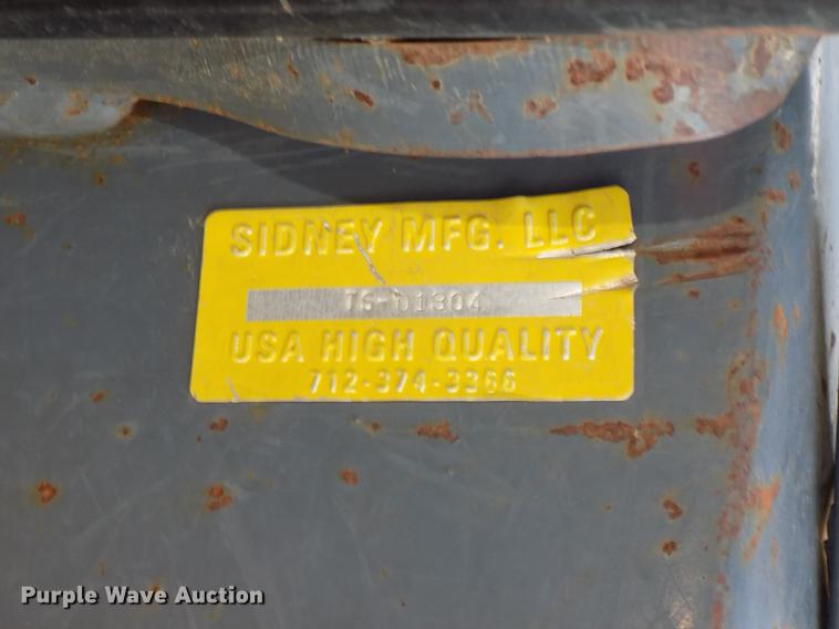 image for item DE7578 2014 Bobcat Landshark TTS12UN skid steer tree saw