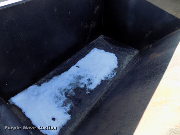 image for item DE7586 Big Dump skid steer hopper