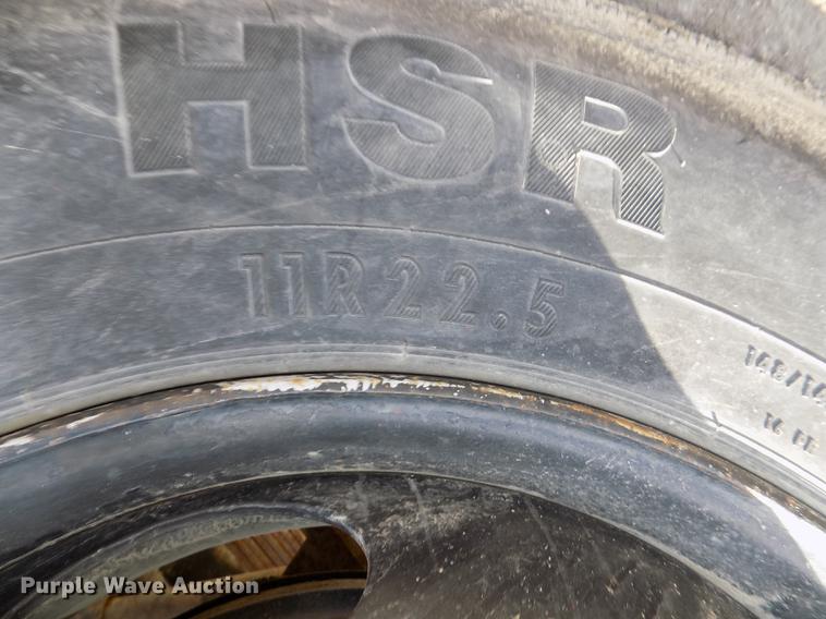 image for item DE7592 1986 Ford LNT9000 semi truck