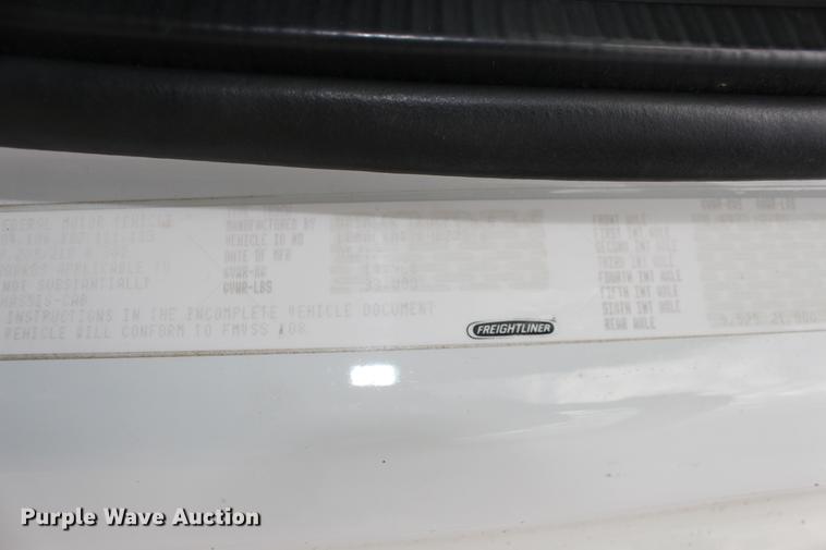 image for item DE8784 2013 Freightliner Business Class M2 bucket truck