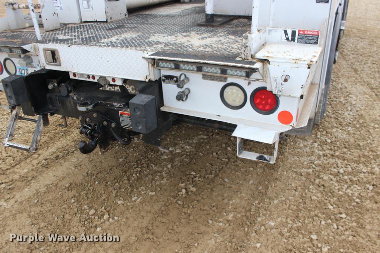 image for item DE8784 2013 Freightliner Business Class M2 bucket truck