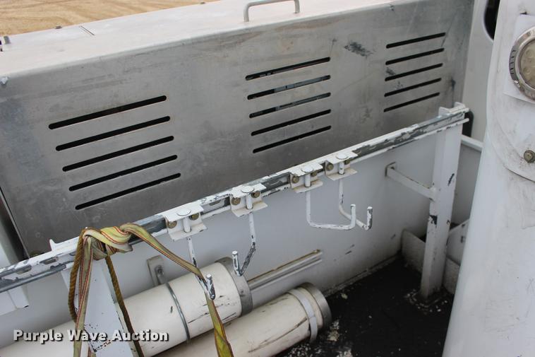 image for item DE8784 2013 Freightliner Business Class M2 bucket truck