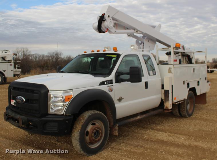 image for item DE8785 2011 Ford F550 Super Duty bucket truck