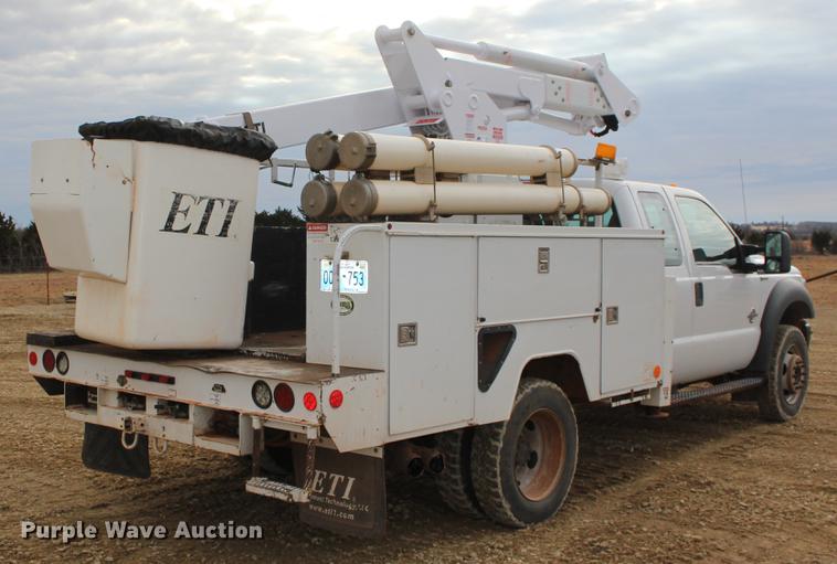 image for item DE8785 2011 Ford F550 Super Duty bucket truck