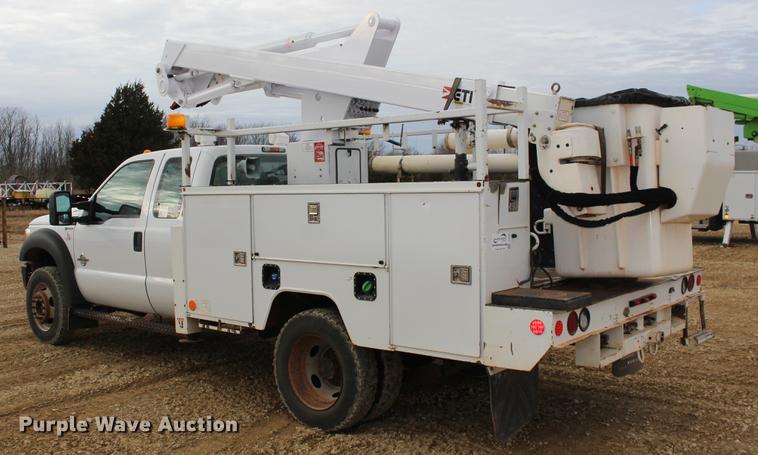 image for item DE8785 2011 Ford F550 Super Duty bucket truck