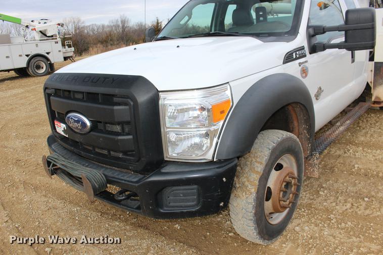 image for item DE8785 2011 Ford F550 Super Duty bucket truck