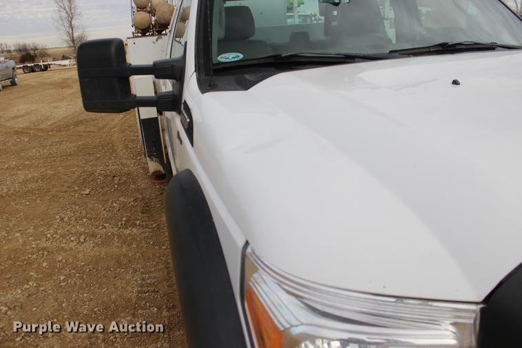 image for item DE8785 2011 Ford F550 Super Duty bucket truck