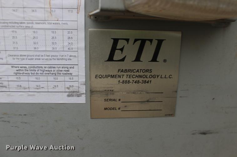 image for item DE8785 2011 Ford F550 Super Duty bucket truck