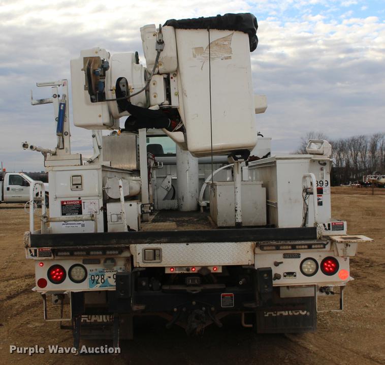 image for item DE8786 2013 Freightliner M2 106 bucket truck