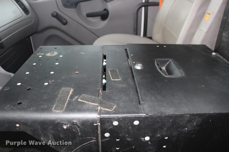 image for item DE8786 2013 Freightliner M2 106 bucket truck