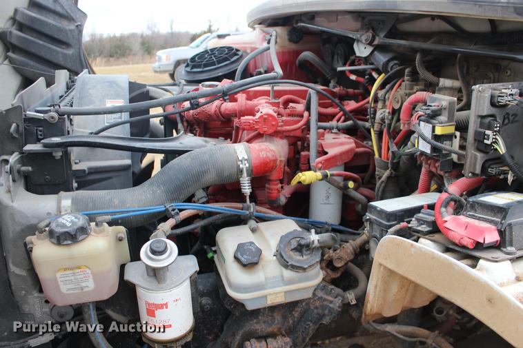 image for item DE8786 2013 Freightliner M2 106 bucket truck