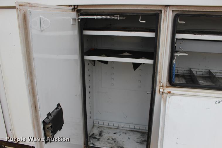 image for item DE8786 2013 Freightliner M2 106 bucket truck