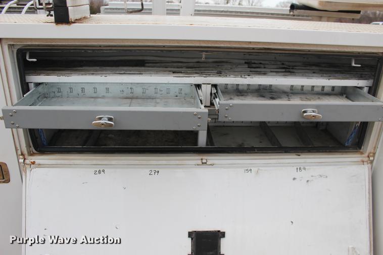 image for item DE8786 2013 Freightliner M2 106 bucket truck