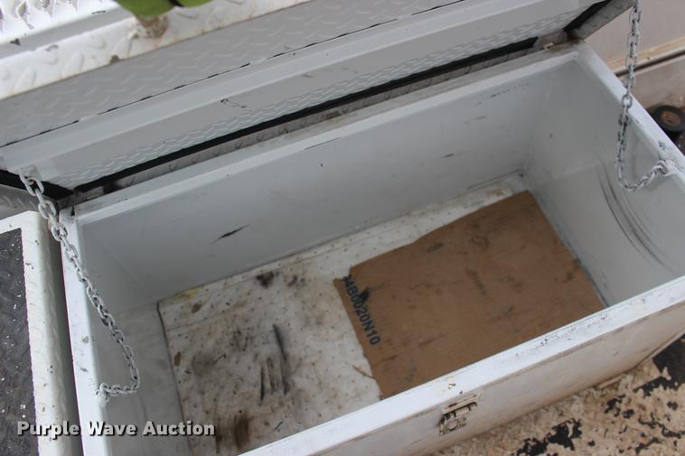 image for item DE8786 2013 Freightliner M2 106 bucket truck