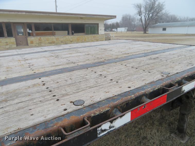 image for item DE8806 2009 Transcraft DTL-2100 drop deck trailer