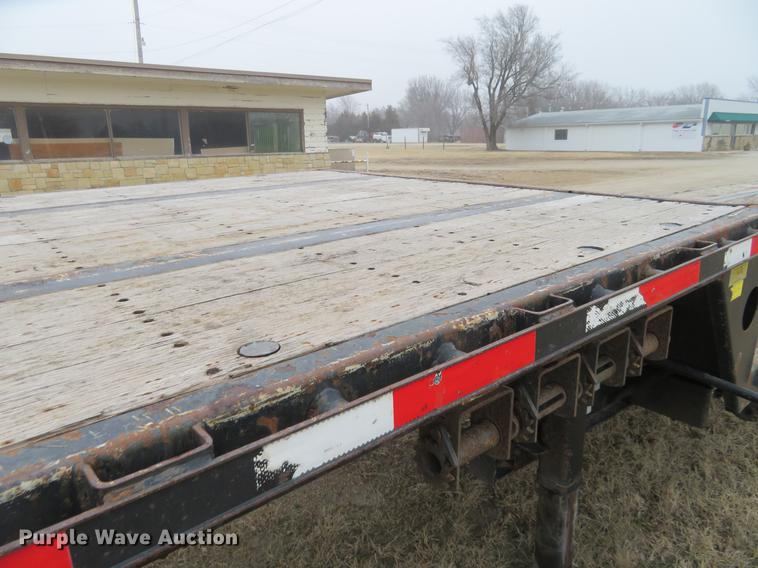 image for item DE8806 2009 Transcraft DTL-2100 drop deck trailer